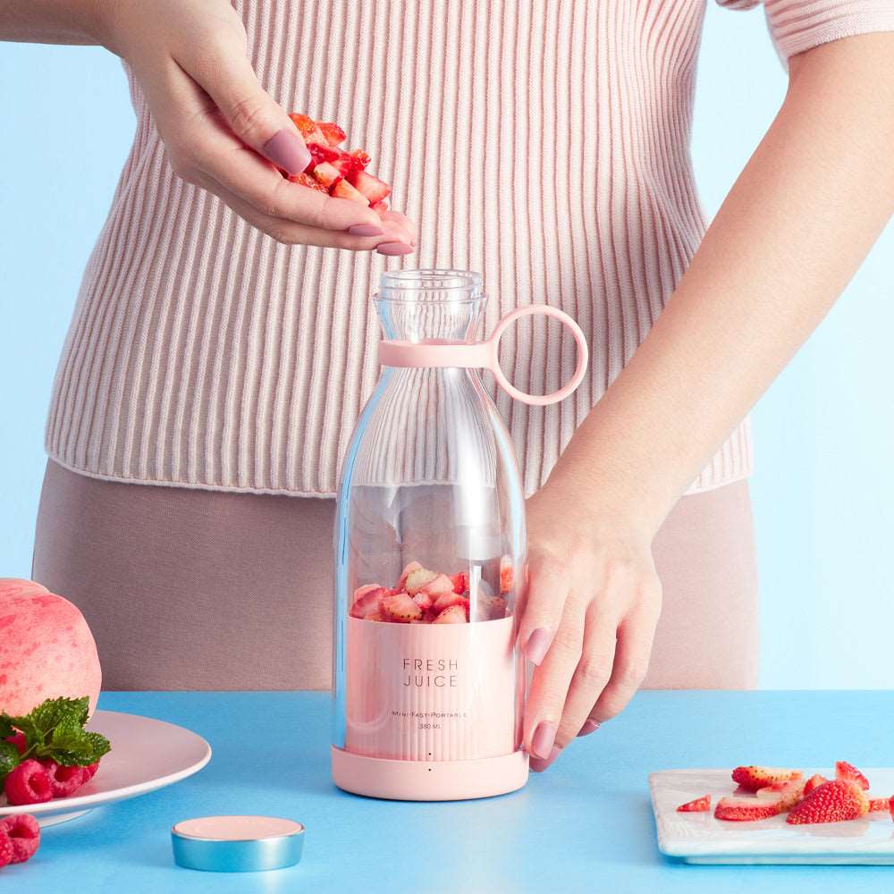 PORTABLE MINI FRUIT BLENDER - Sklema