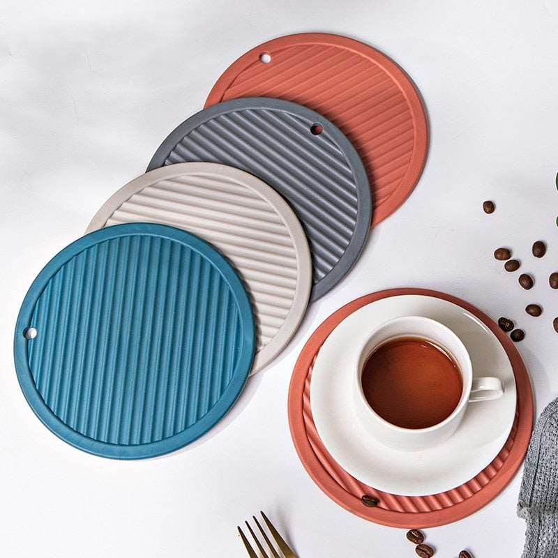 HEAT-RESISTANT SILICONE PLACEMAT - Sklema