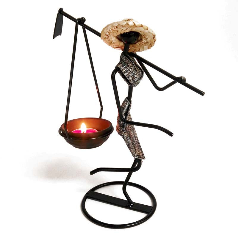 GIRL CHARACTER IRON CANDLESTICK - Sklema